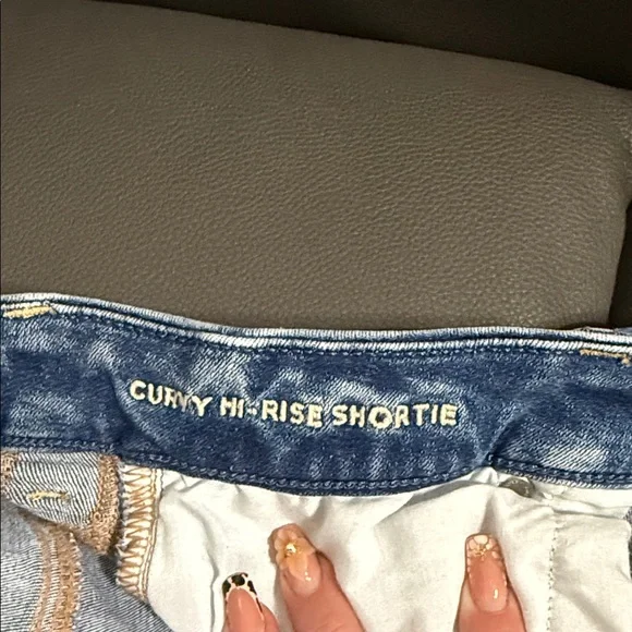 American Eagle Outfitters Distressed Blue Jean Shorts “Curvy High Waisted” - Picture 4 of 6